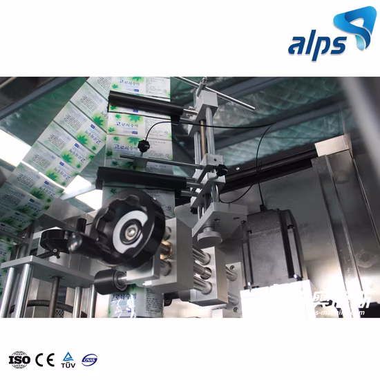 Machine d'étiquetage thermorétractable automatique de manchon d'étiquette de PVC de bouteille de jus d'eau en plastique